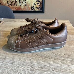 Adidas Metallic Bronze Superstar Sneaker Copper women’s size 8.5